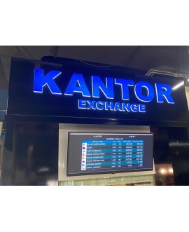 Podświetlany napis 3D KANTOR EXCHANGE z liter reklamowych LED zamontowany nad stanowiskiem obsługi.