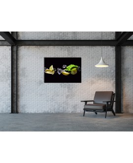 Obraz na płótnie canvas cytryny limonki cięcie woda czerń studiograf
