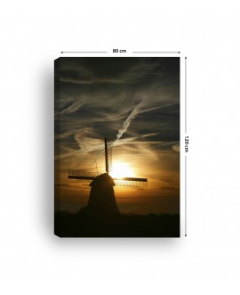Obraz na płótnie canvas pionowy wiatrak chmury zachód słońca studiograf